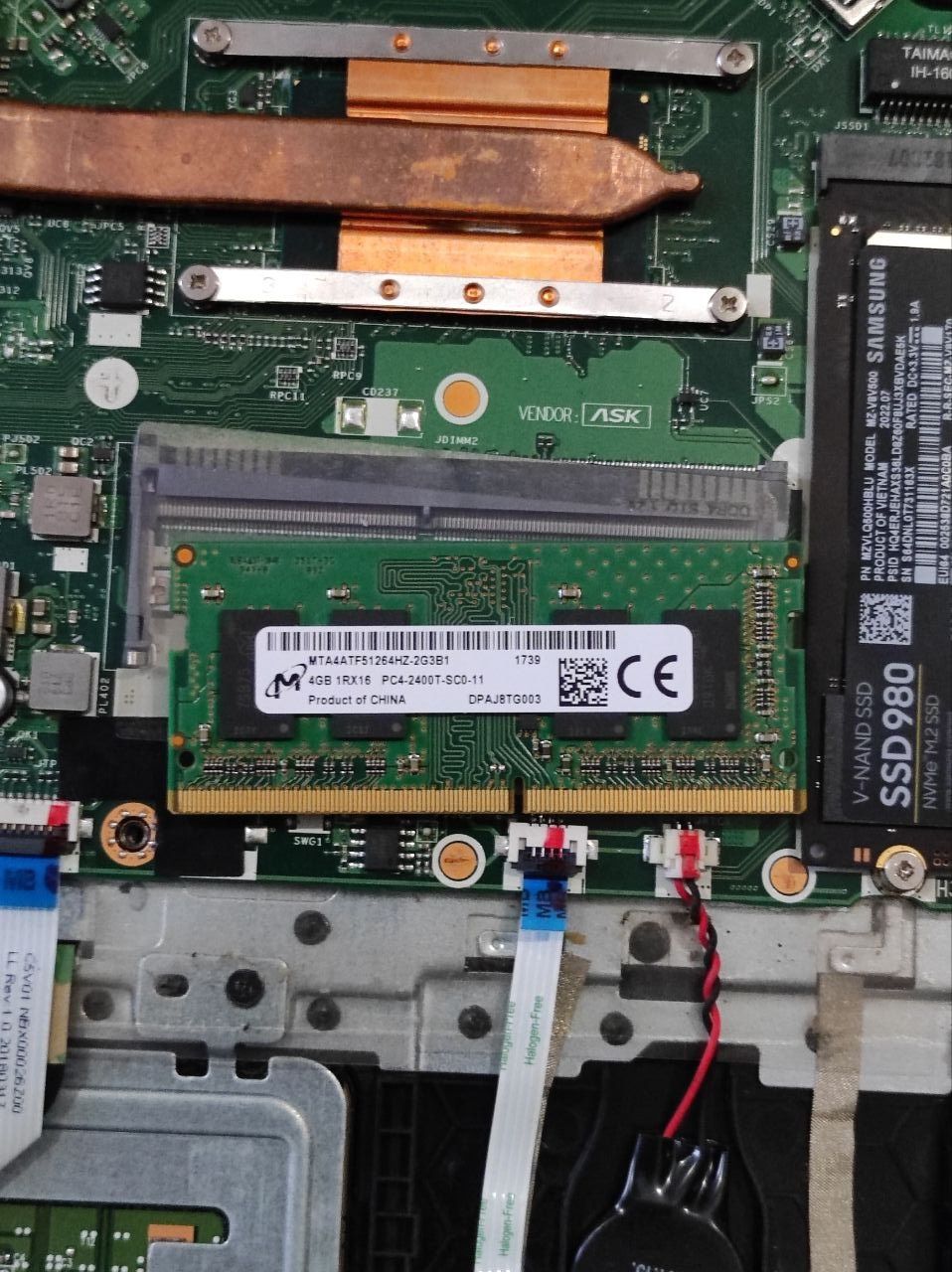 Ноутбучна пам'ять DDR4-2400 4GB