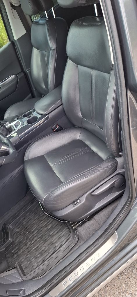 Продам , Peugeot 3008