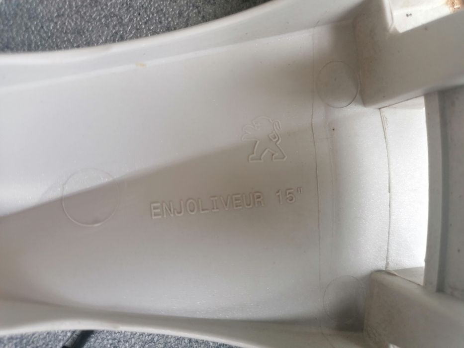 Kołpaki oryginalne Peugeot 15 cali