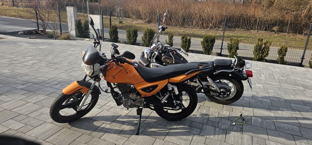 Junak 123 pojemosc  125cm3 stan salonowy,przebieg 700km