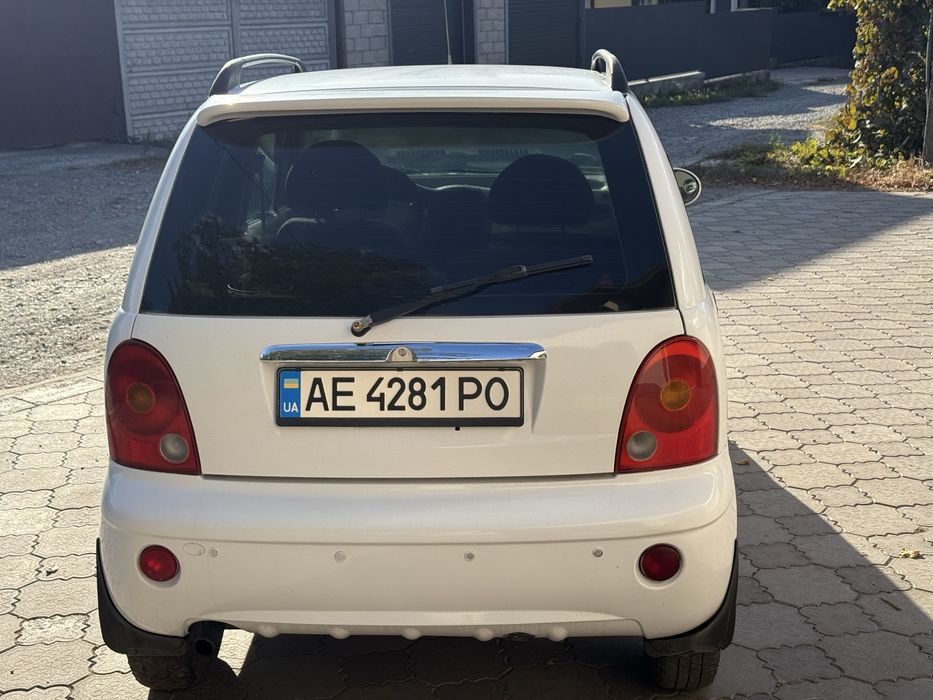 Chery QQ. 1.1 газ/бенз. Робот. 2011 года.