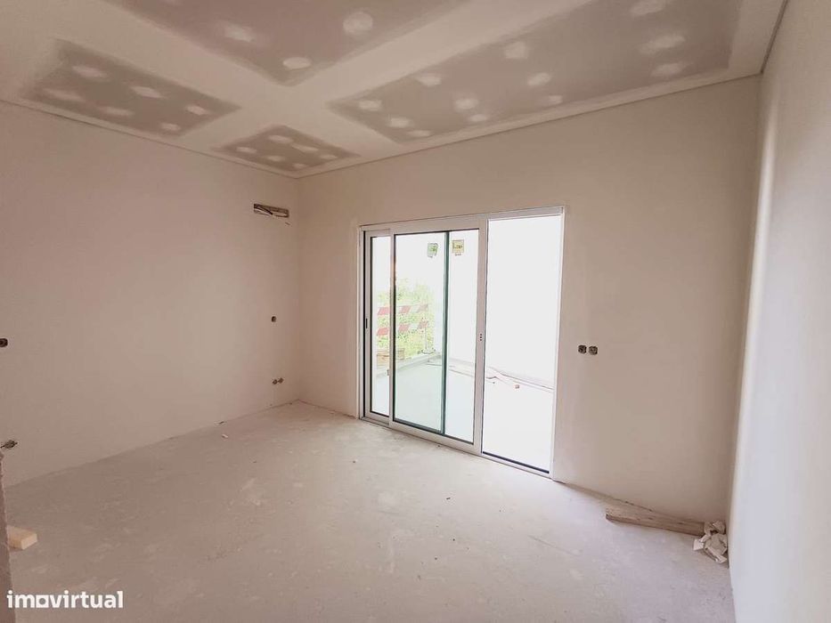 Apartamento T3 Novo de Luxo com garagem em Almancil