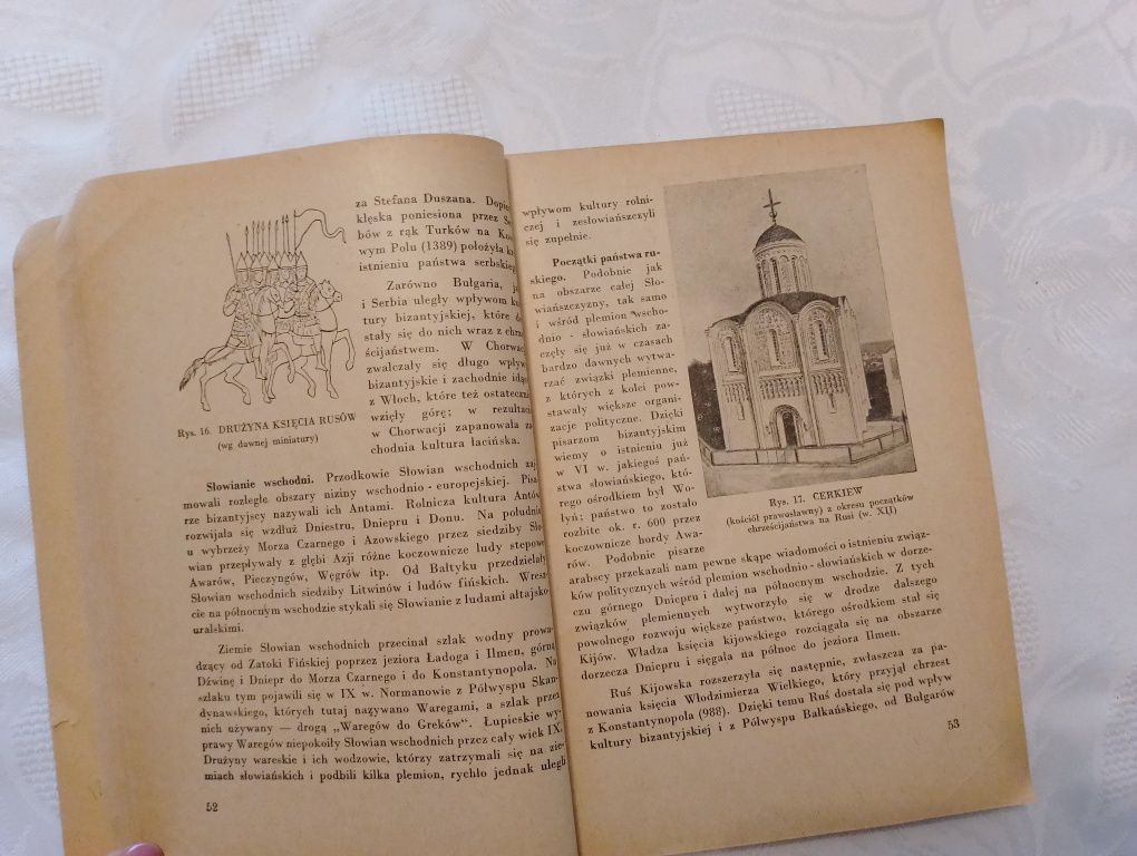 Podręcznik historii dla klasy IX z 1950 r. EPOKA FEUDALIZMU, historia