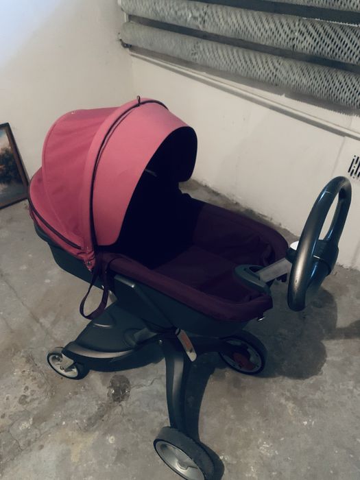 Wozek dzieciecy gondola + spacerowy 200zl