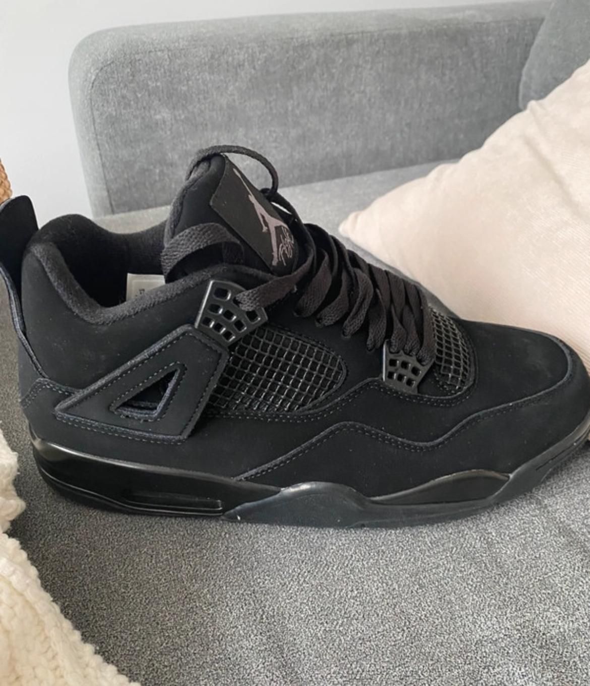 Obuwie damskie Jordan 4 black na co dzień retro wygodne 38,5