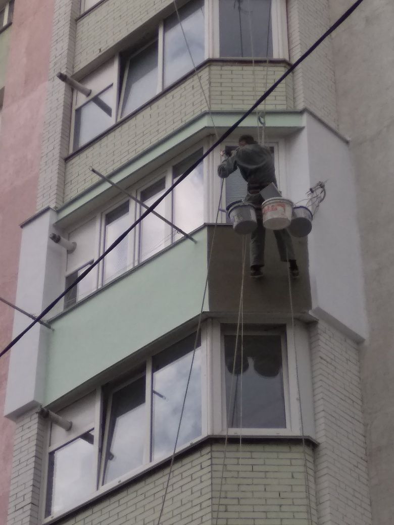 Утепление фасадов,балконов,высотные работы.
