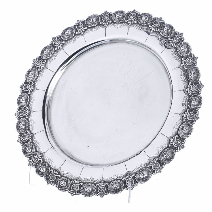 Taça recortada em prata