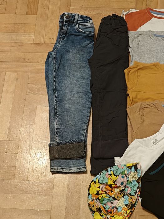 Zestaw ubrań chłopięcych 116/122