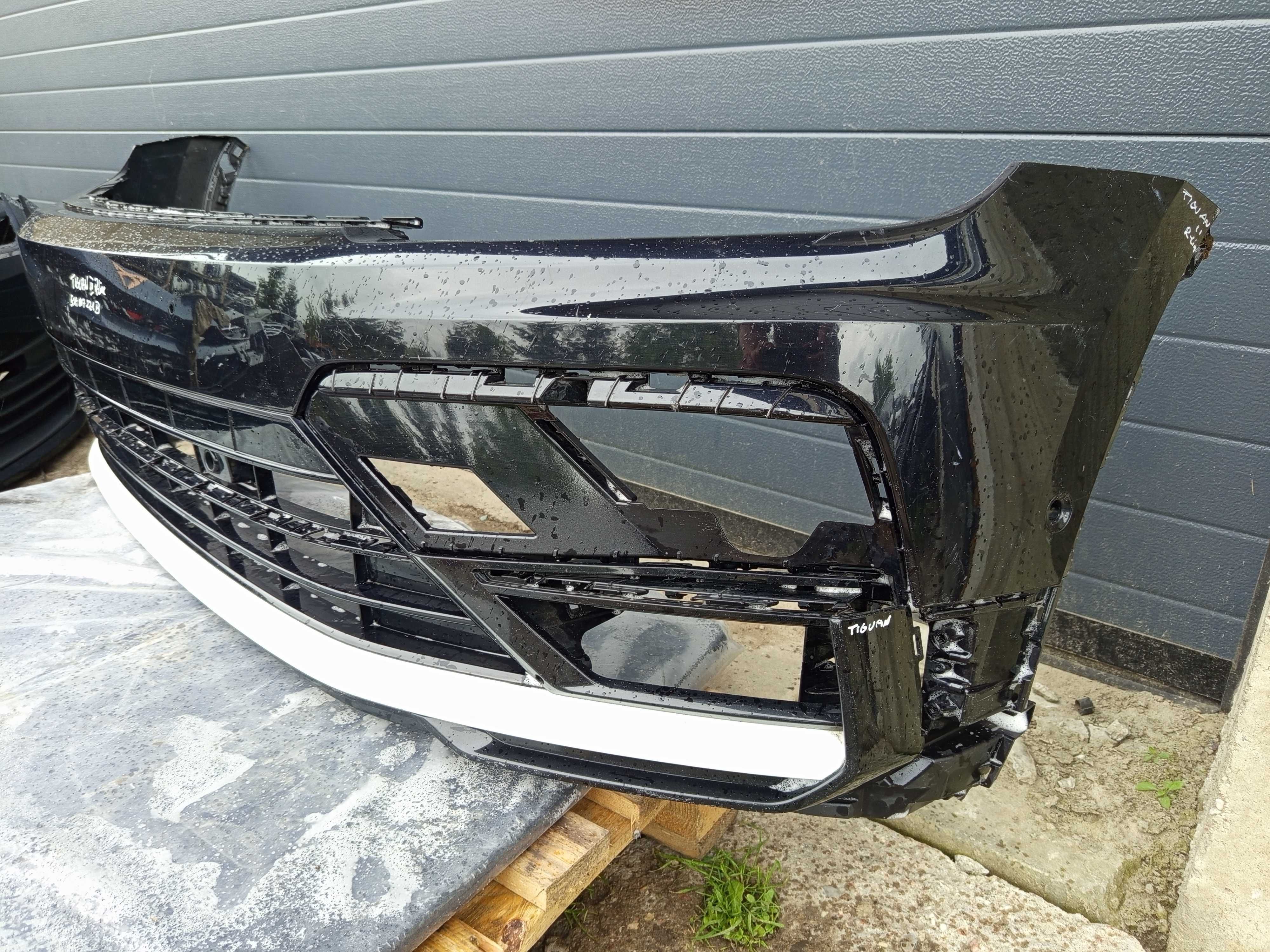 Zderzak Przód przedni VW Volkswagen TIGUAN II R-Line 5NA.807.221B