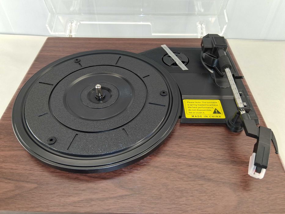 C226 Odtwarzacz Vintage Player A6 z Głośnikami Stereo i USB