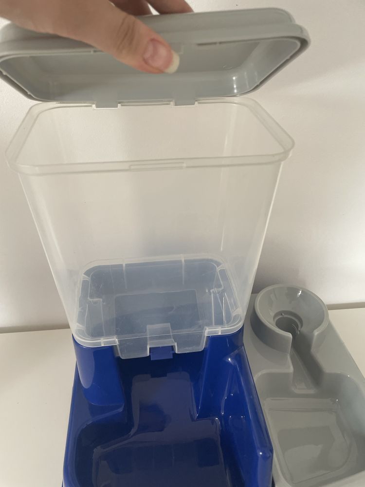 Automat na wodę i karmę 2in1
