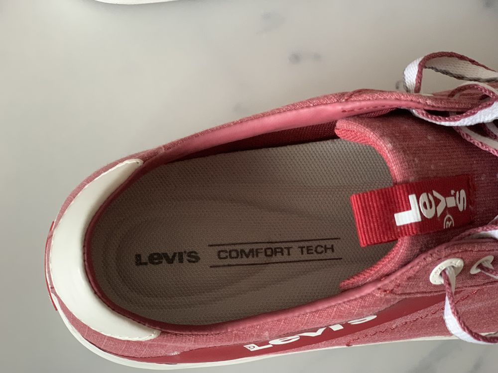 Trampki Levis roz. 43 nowe