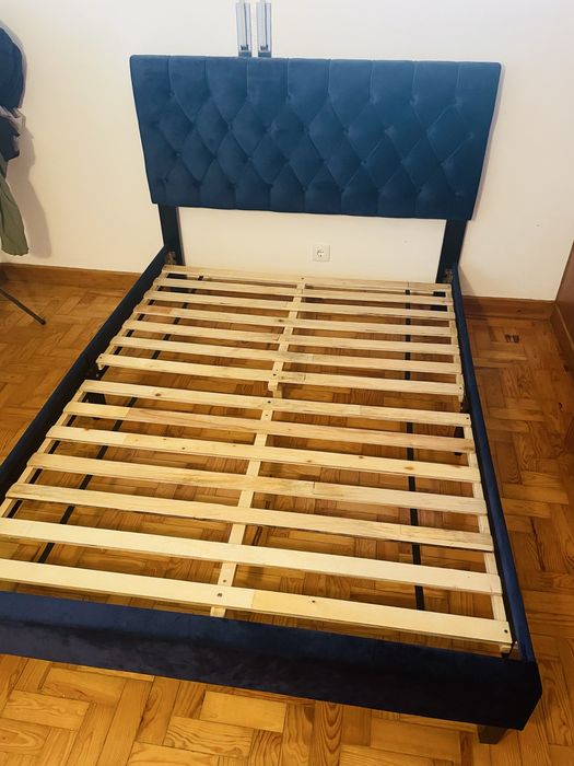 Cama 1,40x1,90 c/Colchão