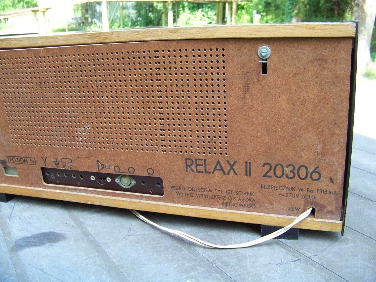 Stare radio lampowe Relax II Bardzo ładne sprawne.