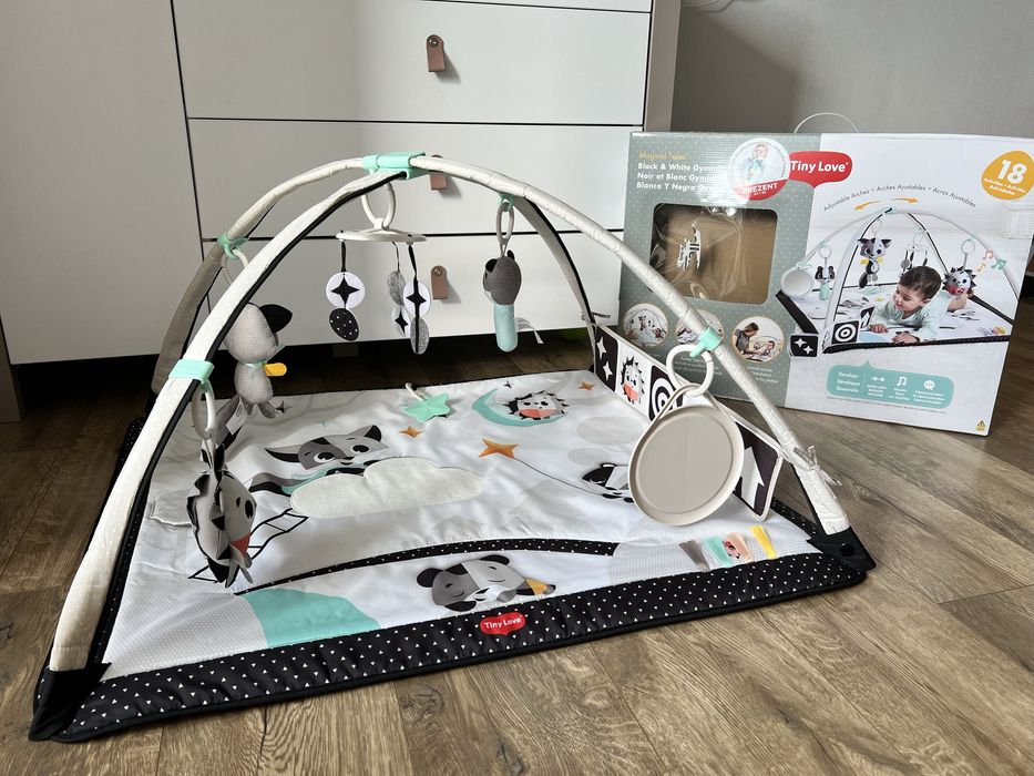 Розвиваючий килимок Tiny Live Нічна галявина