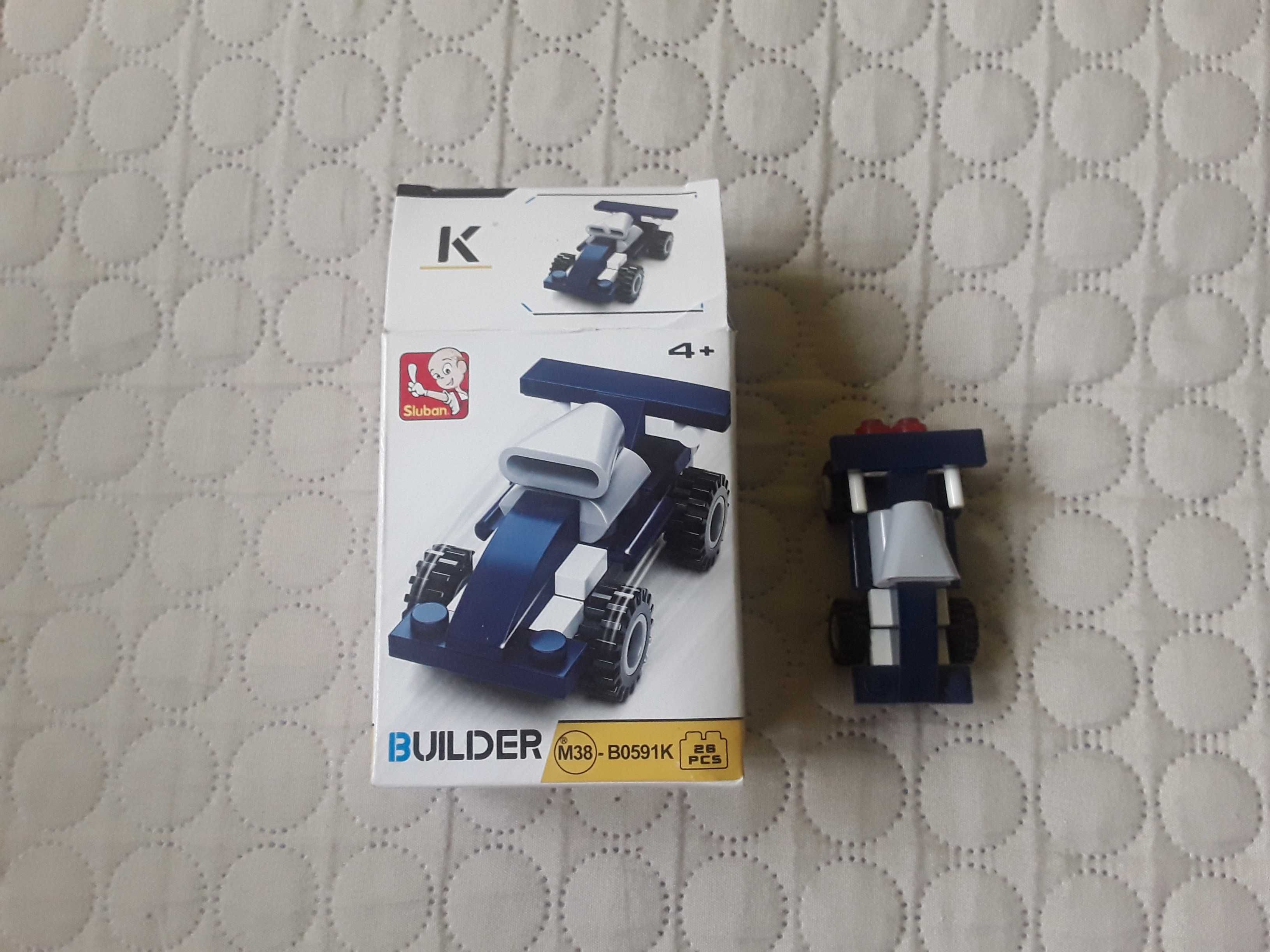 Pojazd samochód-Klocki Sluban B0591K niebieskie mini autko wyścigówka