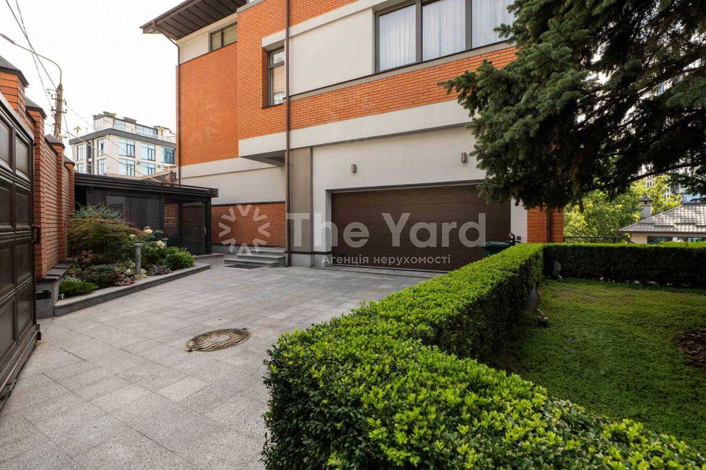 Продаж будинку 575м2 в Царському селі за адресою вул. Редутна, 54 БЕЗ%