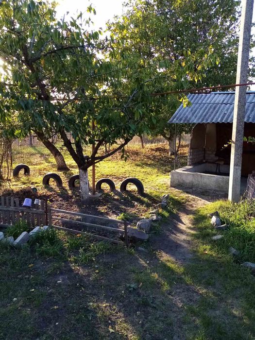 Продается участок16000 дол.