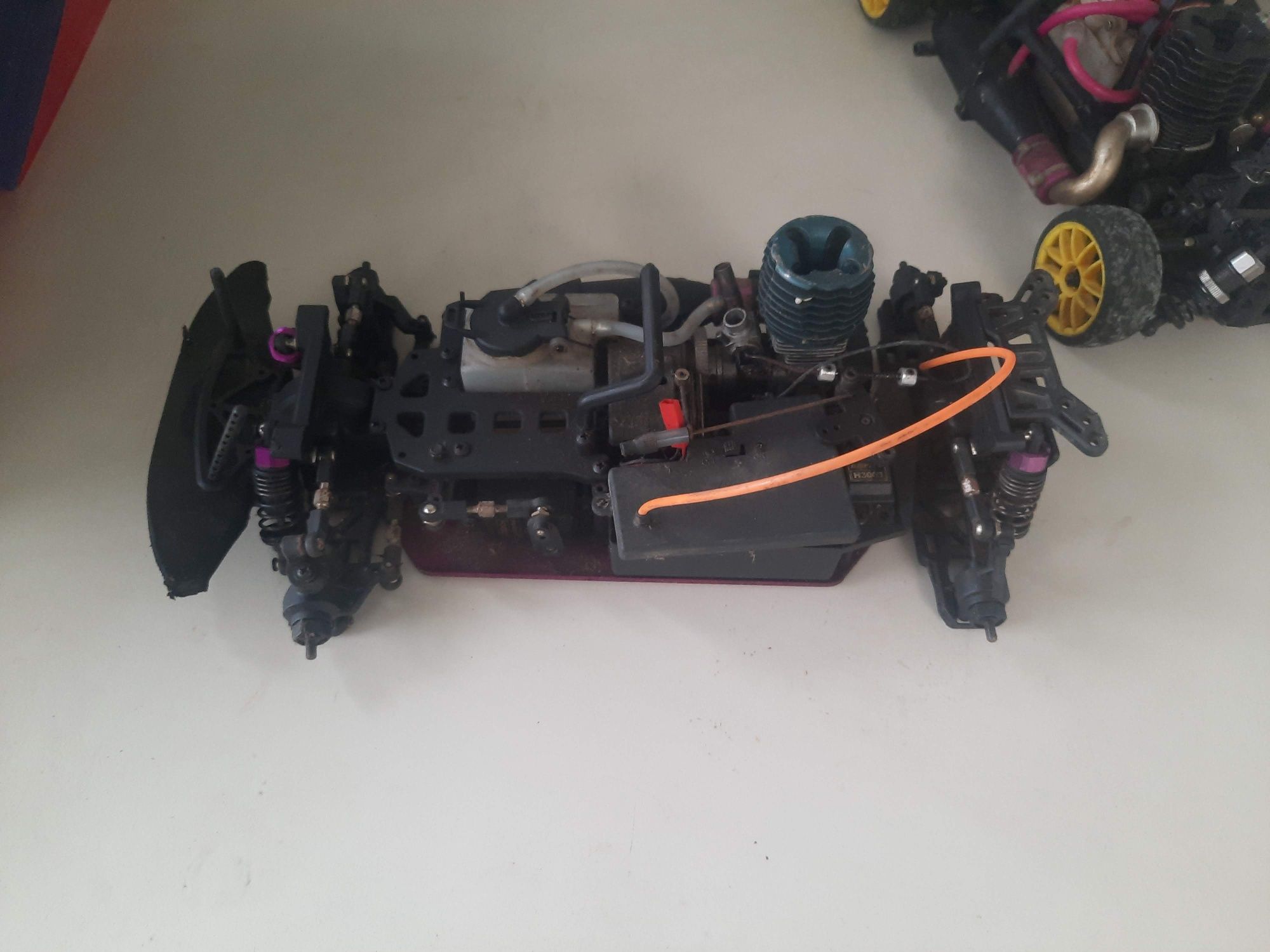 Carro a gasolina radio modelismo escala1/10