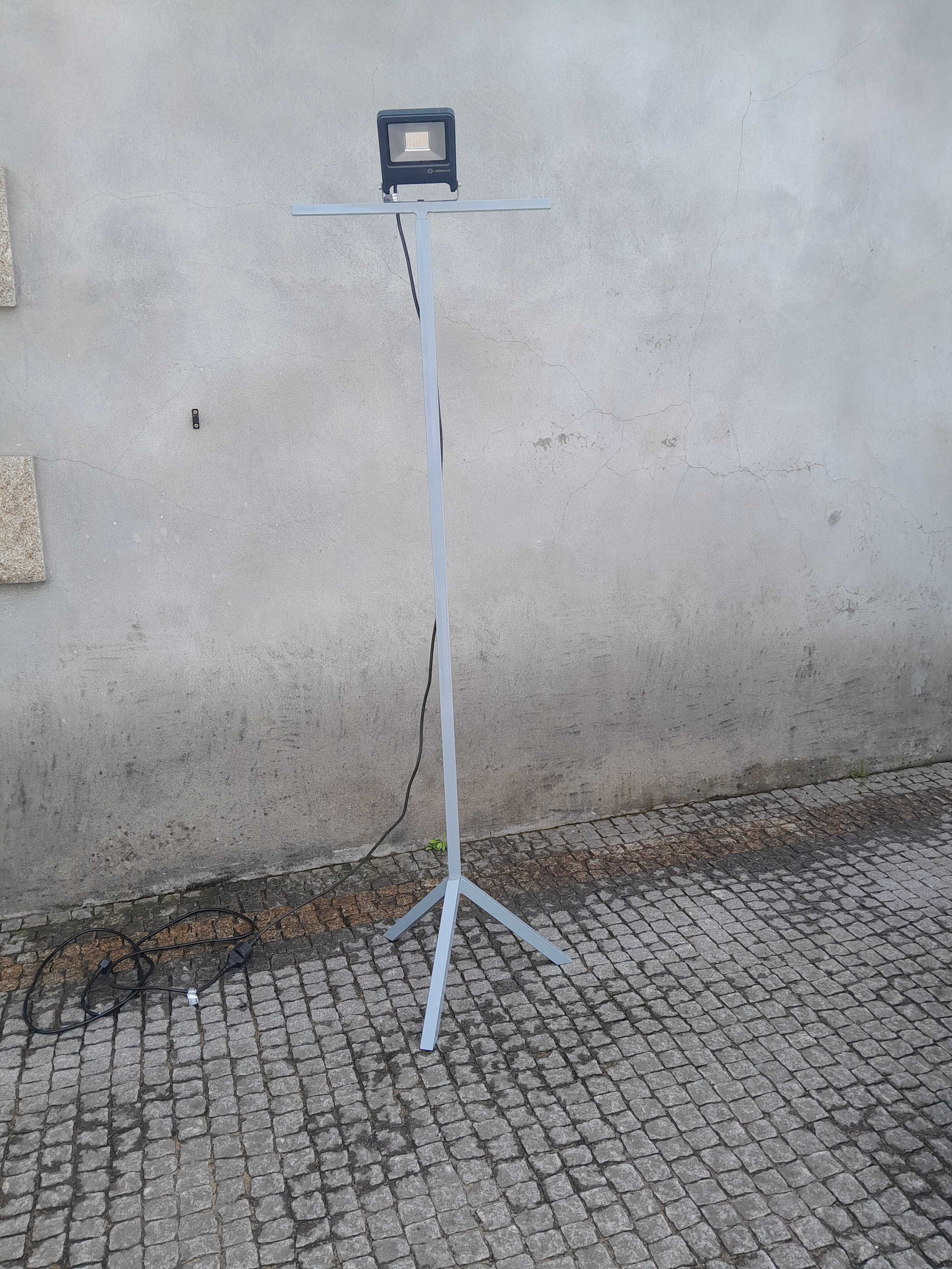 Suporte para projetor