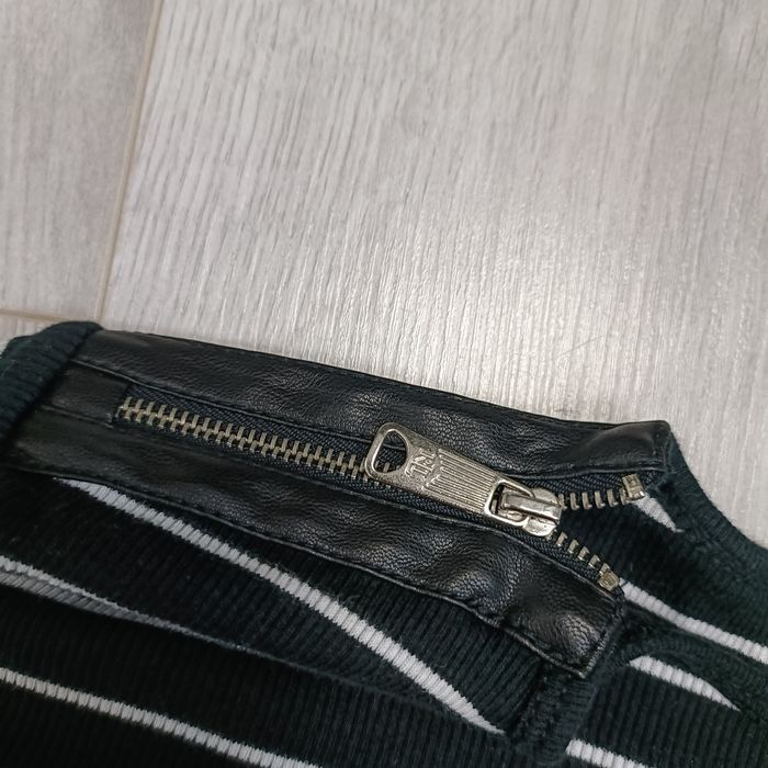 Ralph Lauren Cudny sweter w paski z zamkami na ramionach rozmiar M