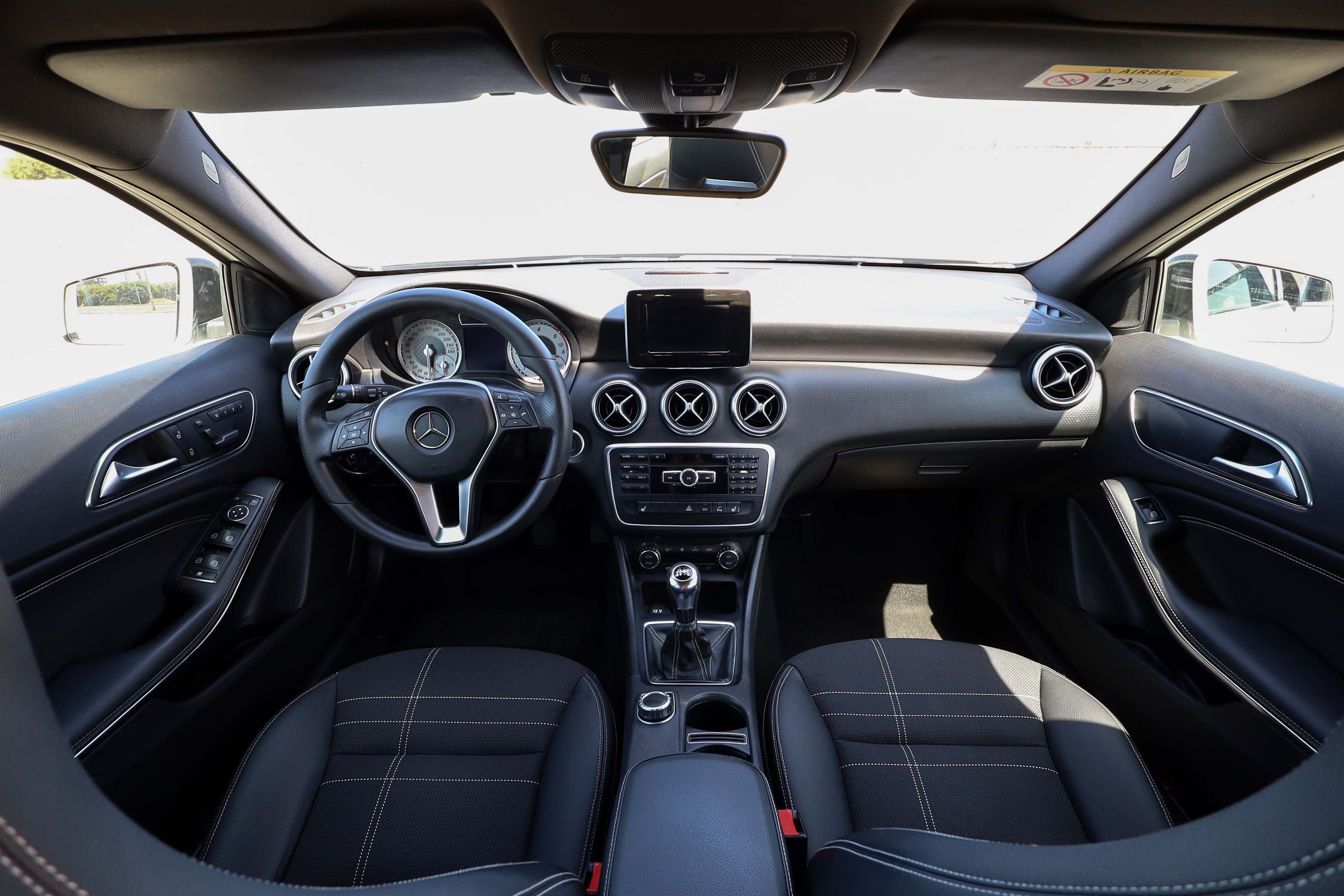 Mercedes Benz A 180 - Desde 150 € / mês