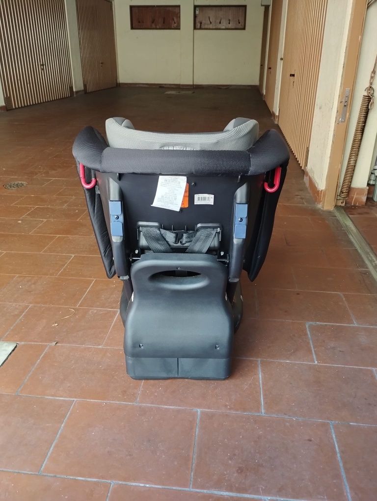 Cadeira auto Pierre Cardin