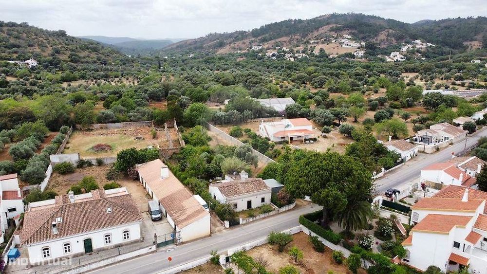 Moradia T4 para venda