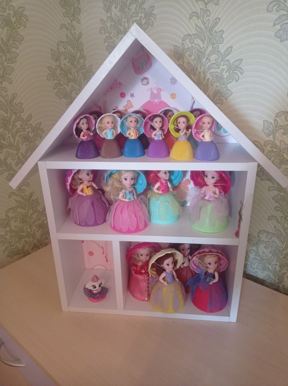 Колекція ляльок + будиночок