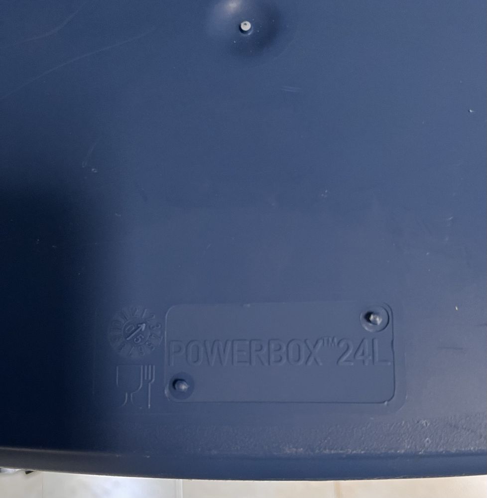 Arca de refrigeração eléctrica Campigaz de 24L