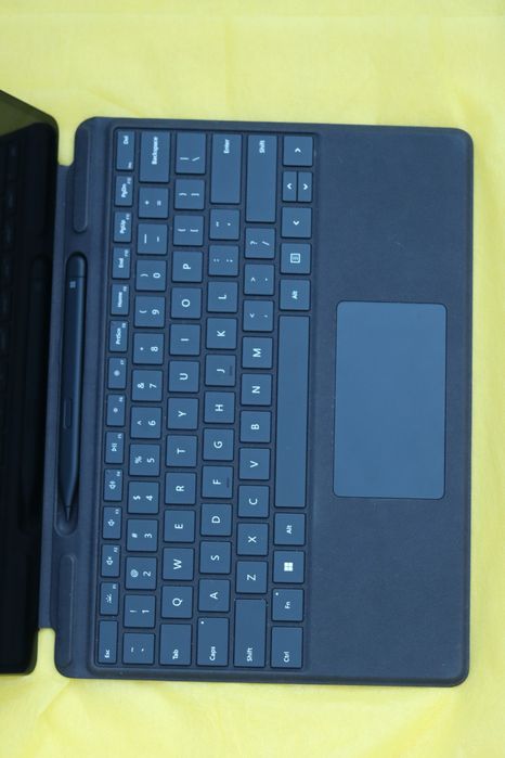 Планшет Microsoft Surface Pro 9