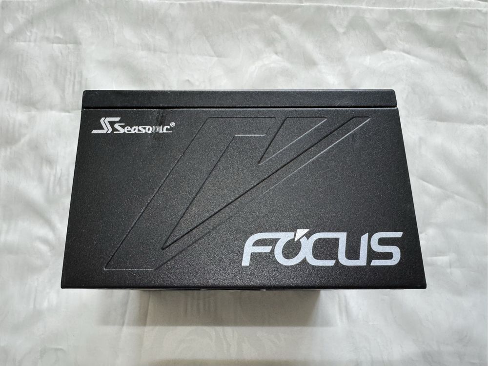 Seasonic Focus GX-1000