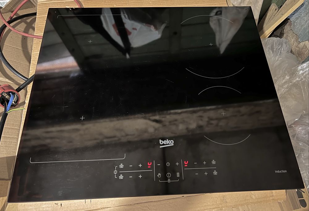 Індукційна варильна поверхня Beko Flex  (Tуреччина)