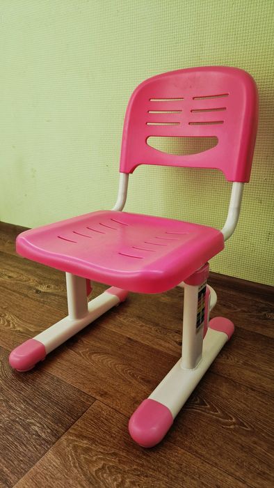 Дитячий стілець Fundesk SST3 PINK