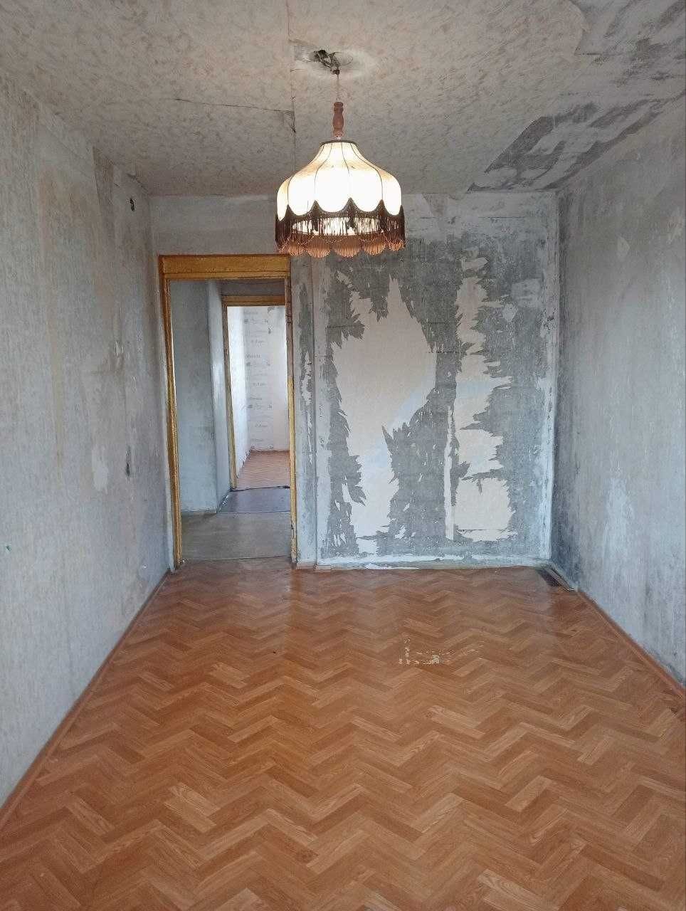 Продам 3 кім Тополя 2 б. 38