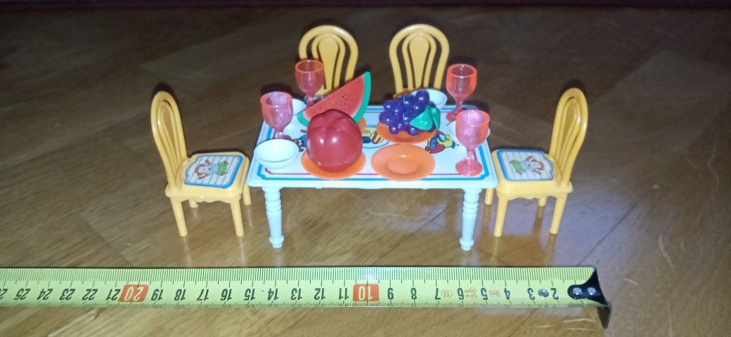 Дитячий мініатюрний посуд + столові  реквізити.