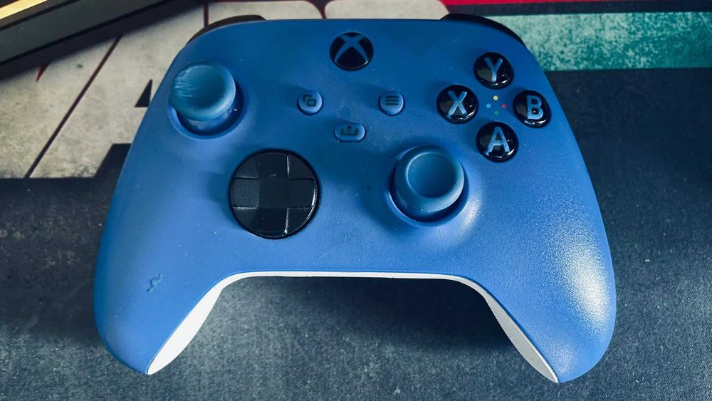 Xbox Series X + 2 Comandos