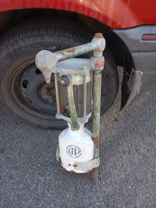 Vendo boba do azeite muita bonita bom estado