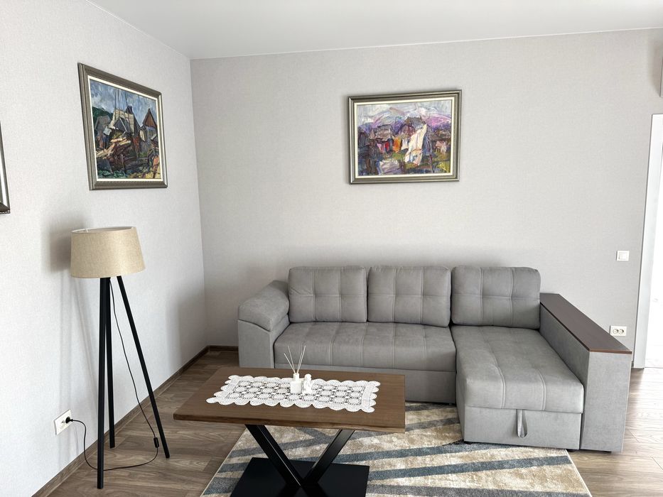 Оренда будинка, Перше заселення