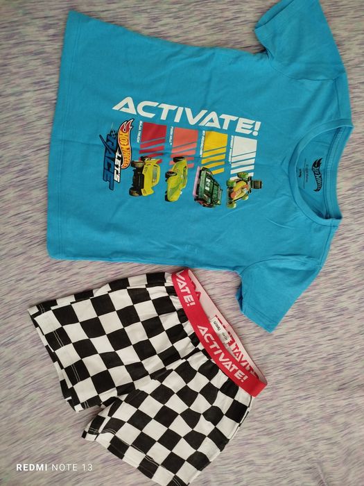 Piżama chłopięca letnia 104 Hot Wheels