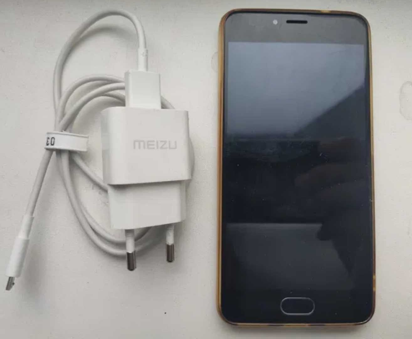 Смартфон Meizu M5s (2017) Екран: 5.2 " Пам'ять: 32 ГБ + ОЗП 3 ГБ