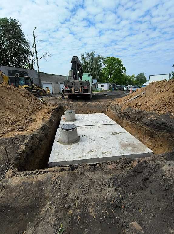 Betonowa piwniczka ogrodowa bunkier ziemianka spiżarka piwnica schron