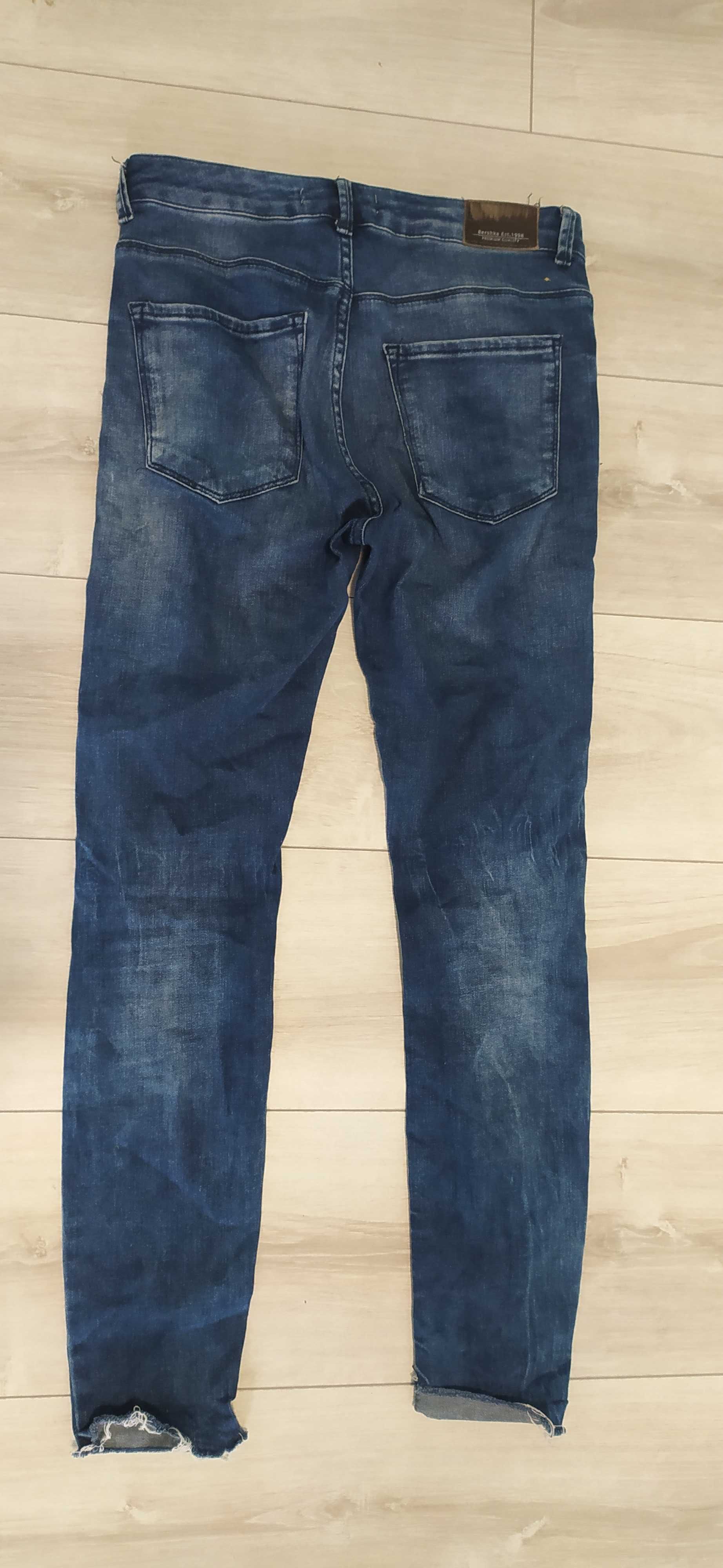 Spodnie damskie jeans dziury Bershka r 38 S/M rozdarcia
