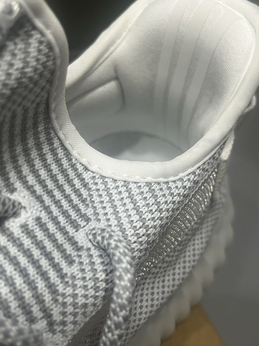 Yeezy 350 V2 Static