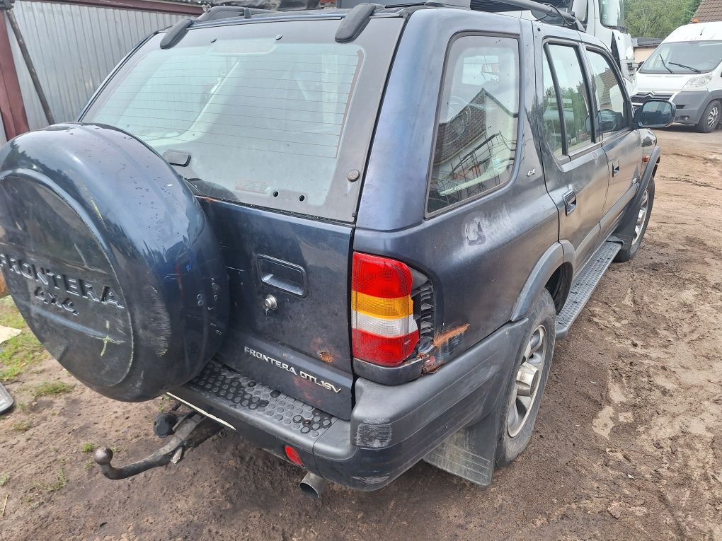 Opel frontera 4x4 z reduktorem 2.3 diesel 2000r 108tys przebiegu.