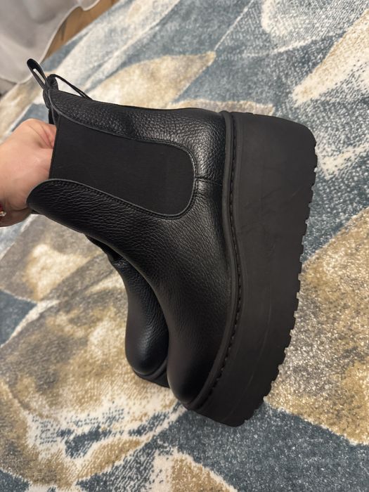 Челсі steve maden