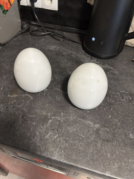 Białe klosze 2 szt w ksztalcie jaja