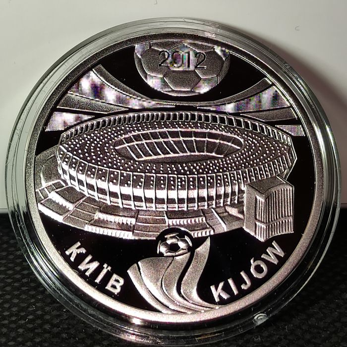 Серебряная монета стадион олимпийский Киев Евро 2012 1 доллар Ниуэ