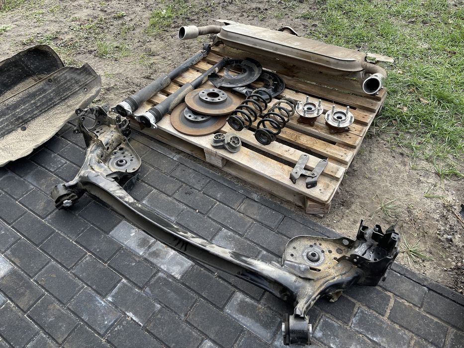 Балка в сборе с ступица диск супорт Mazda CX-30 3 BP 2020 CX5 CX9