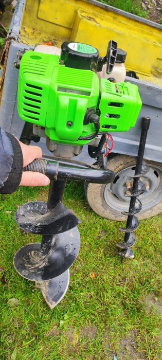 Оренда.Мотобур з двома шнеками.10 см і 20 см